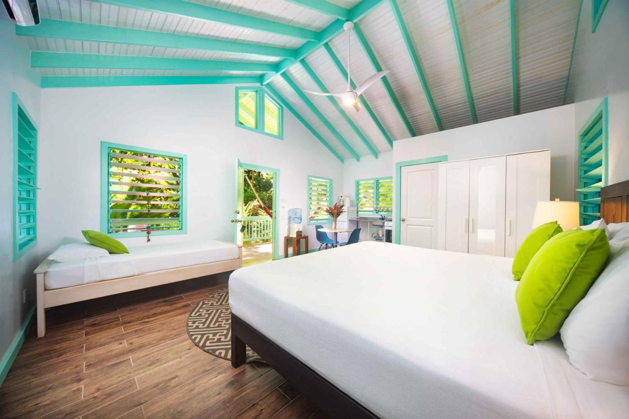 Hotel Puerta Azul Sandy Bay Zewnętrze zdjęcie