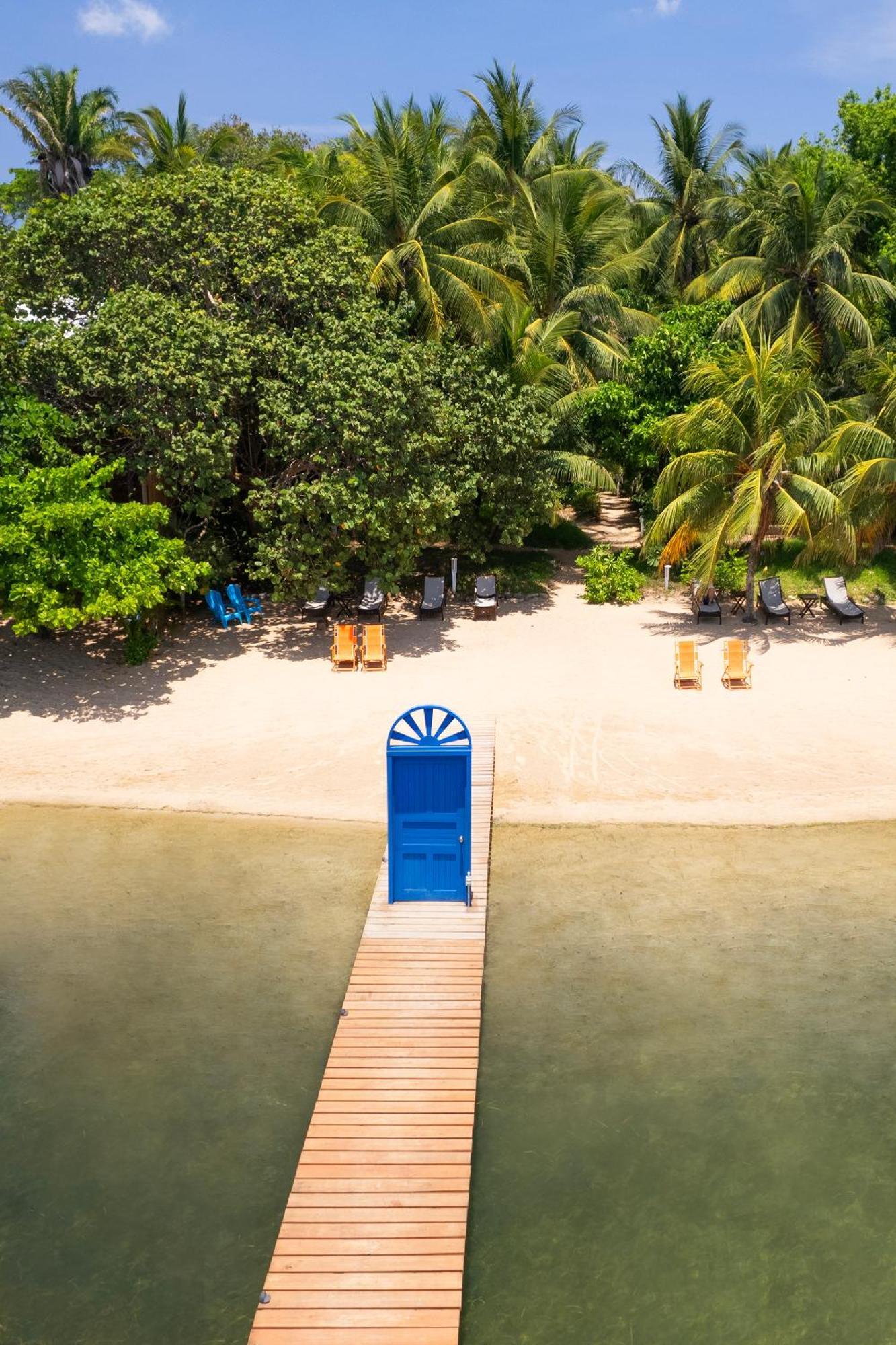 Hotel Puerta Azul Sandy Bay Zewnętrze zdjęcie